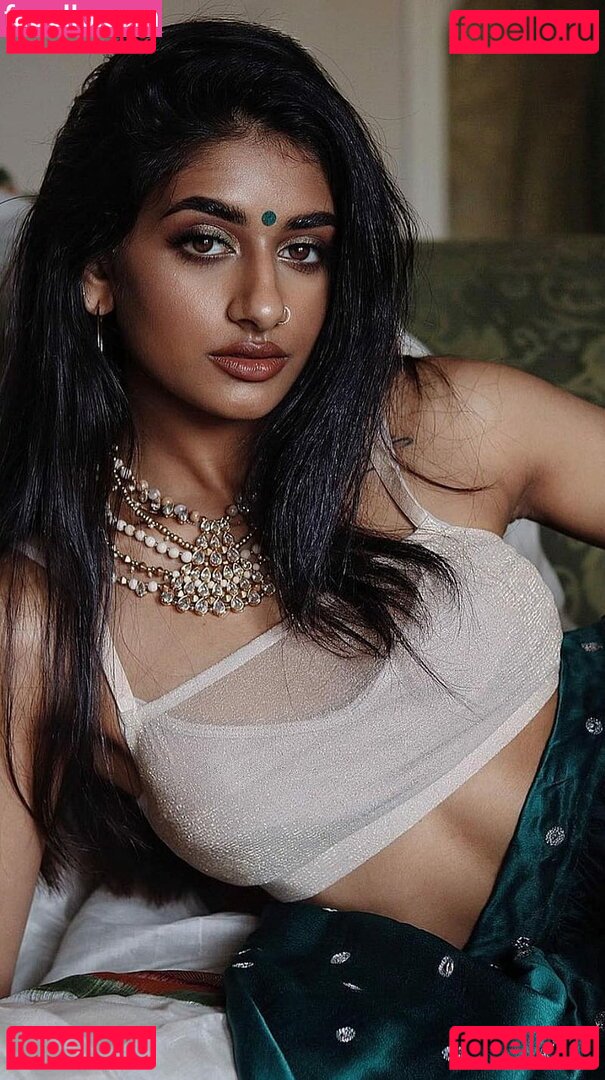 Mira Patel / mirapatelll Onlyfans Photo Gallery 
