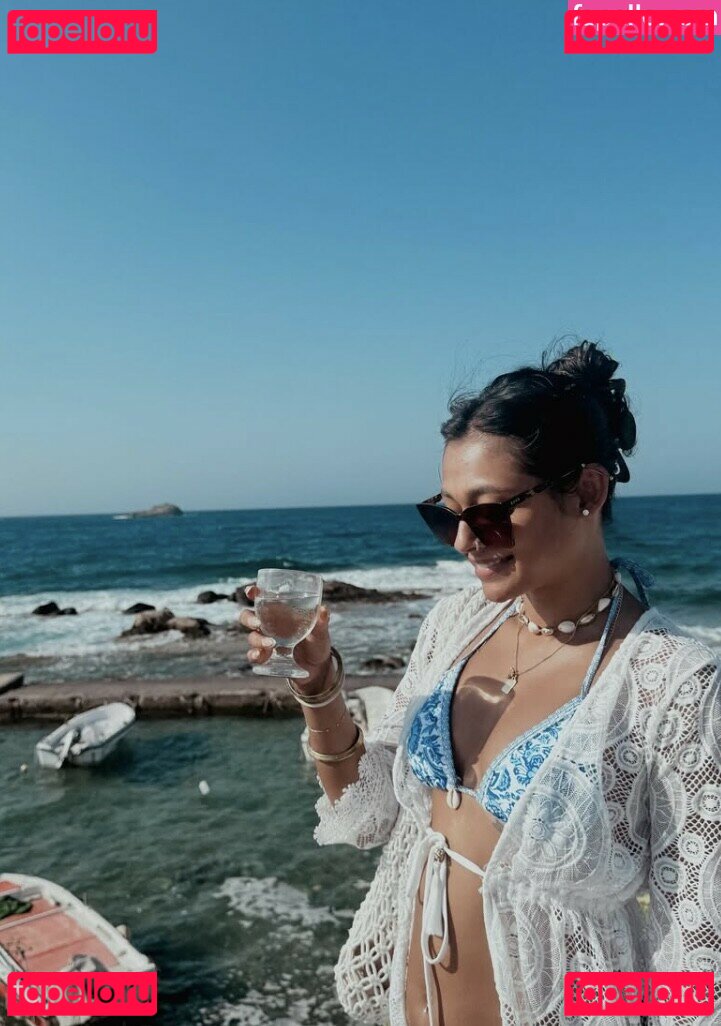 Mira Patel / mirapatelll Onlyfans Photo Gallery 