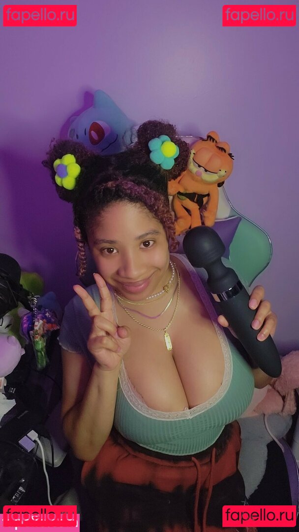 Aaimz Tako / aaimz / aaimztako Onlyfans Photo Gallery 