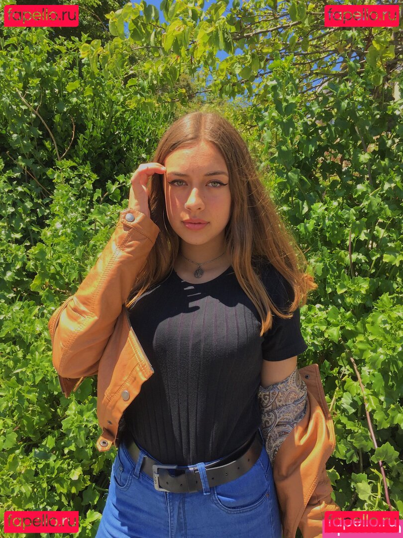 Rafaela Moutinho / https: / rafaelareismoutinho / rafaelareismoutinho ? Onlyfans Photo Gallery 