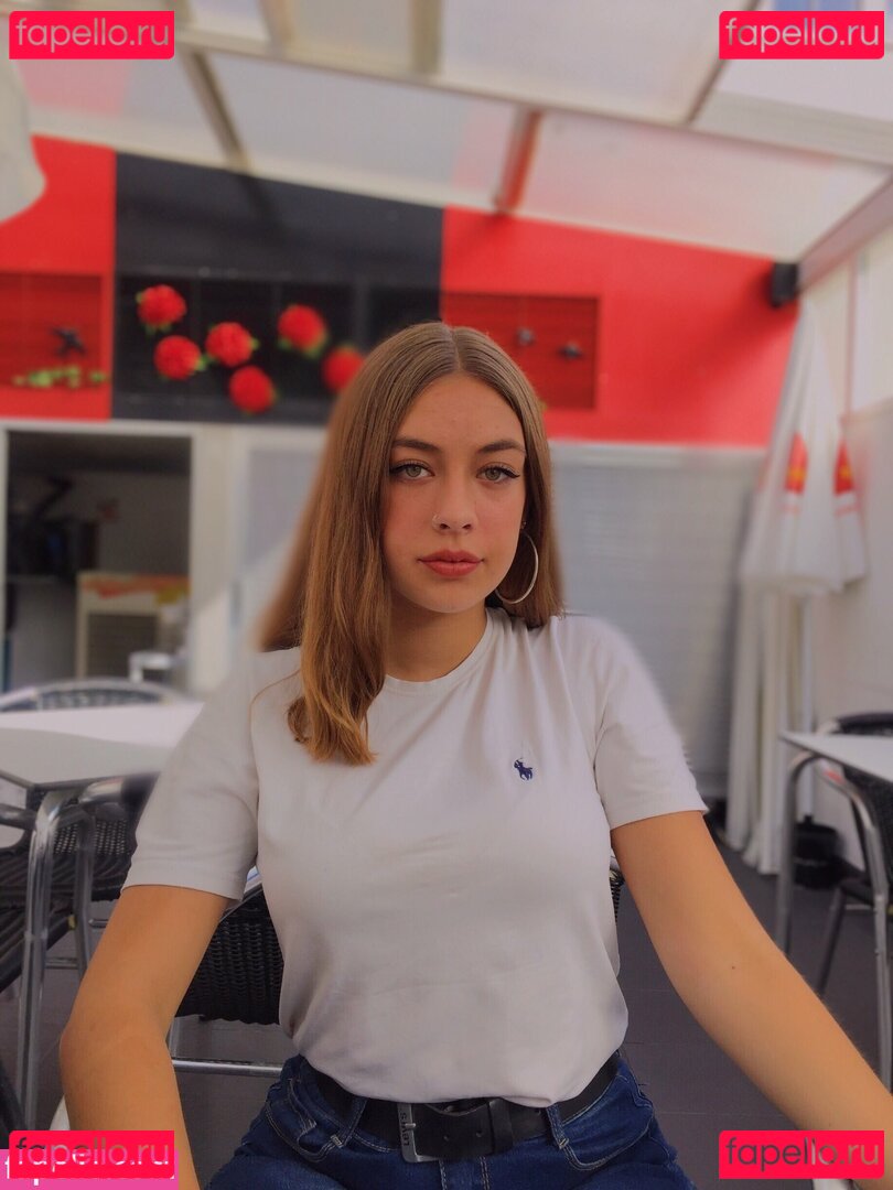 Rafaela Moutinho / https: / rafaelareismoutinho / rafaelareismoutinho ? Onlyfans Photo Gallery 