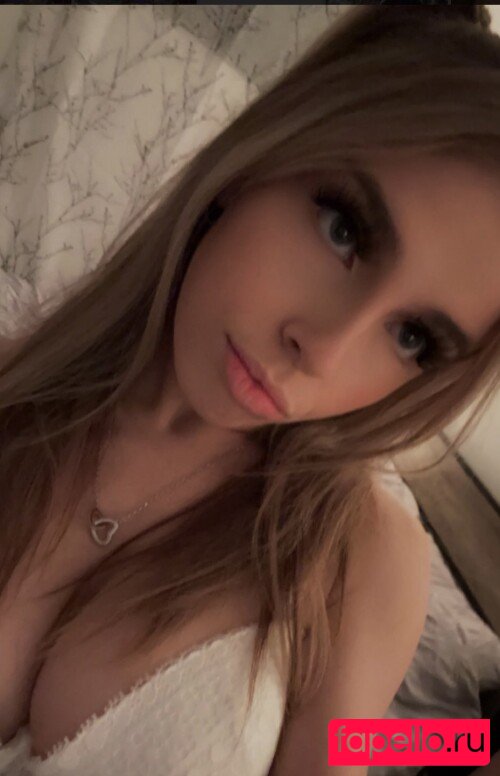 Brown Aurora Nude Onlyfans Photo 19