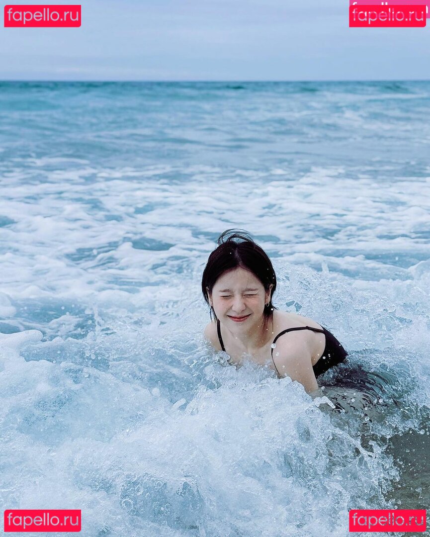 HeeJin (ARTMS  / HeeJin (ARTMS / LOONA) / heejin_theworld Onlyfans Photo Gallery 