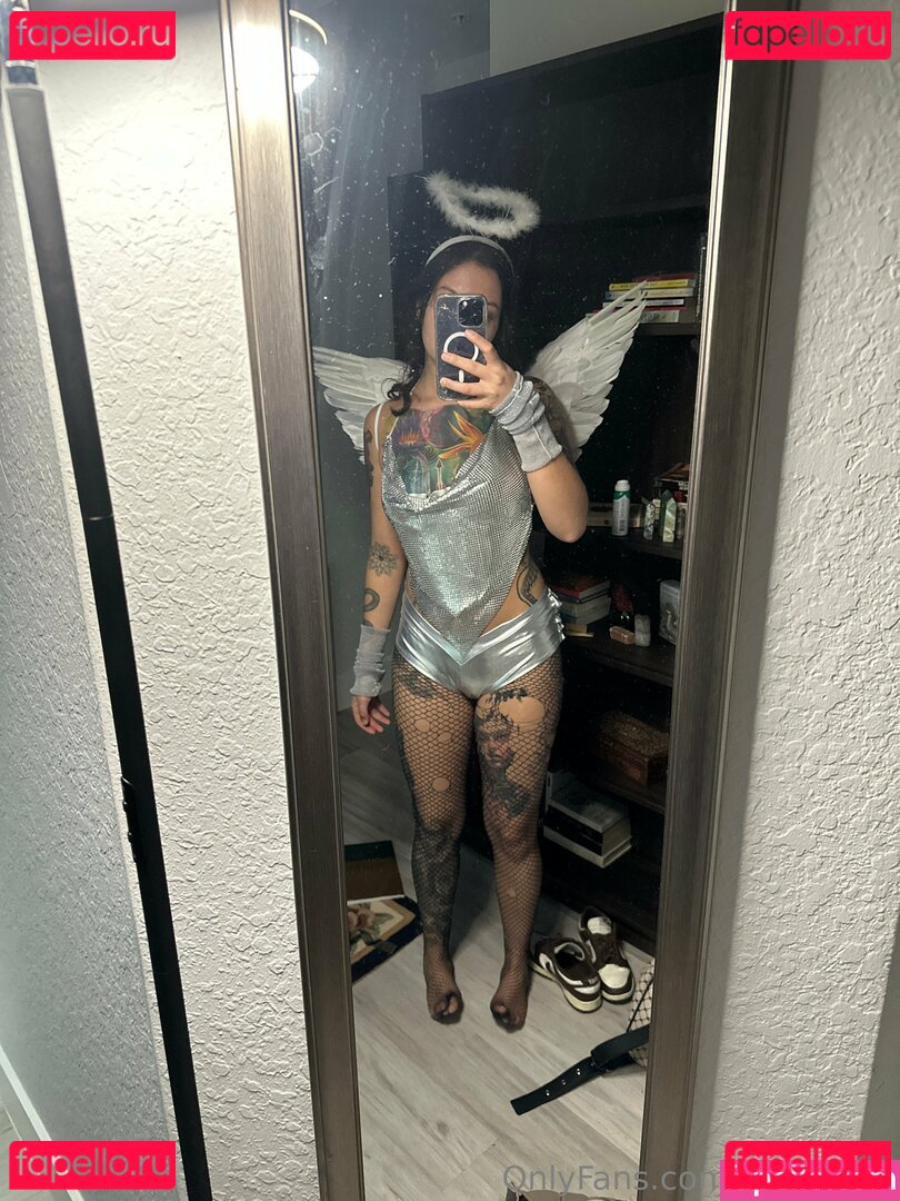 kyfenixx / kyfenixxx Onlyfans Photo Gallery 