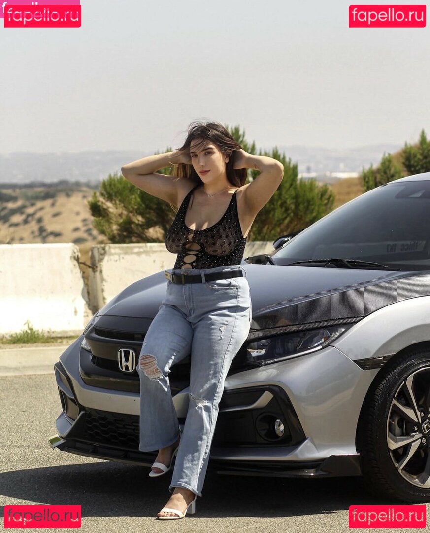 Animetitties619 / thicky619 Onlyfans Photo Gallery 