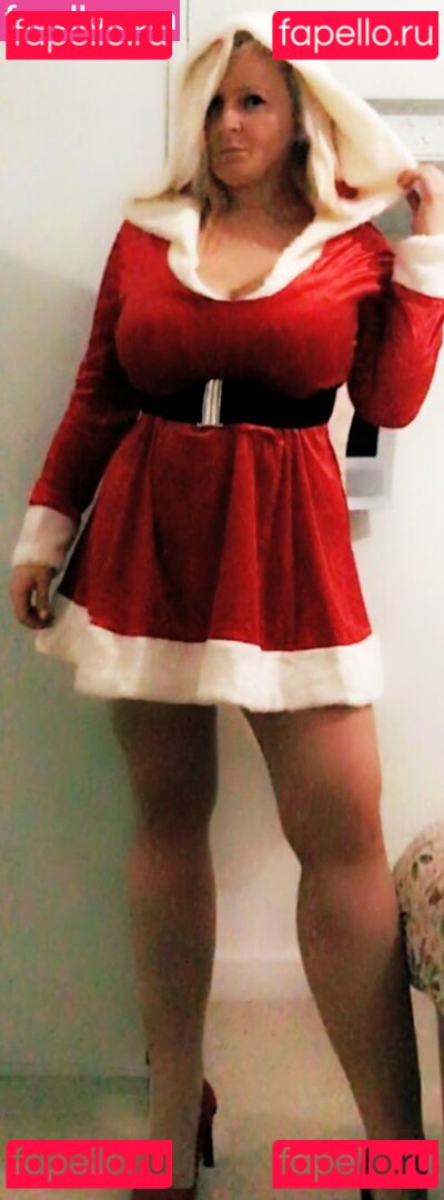 Noprobsju Nude Onlyfans Photo 36