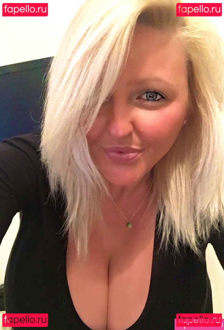 Noprobsju Nude Onlyfans Photo 34