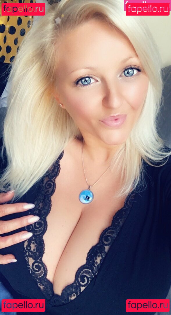 Noprobsju Nude Onlyfans Photo 33