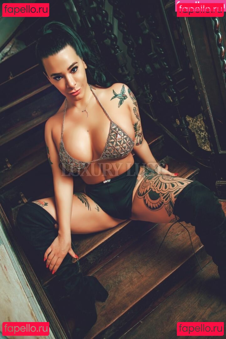 evaglitz / evainked Onlyfans Photo Gallery 