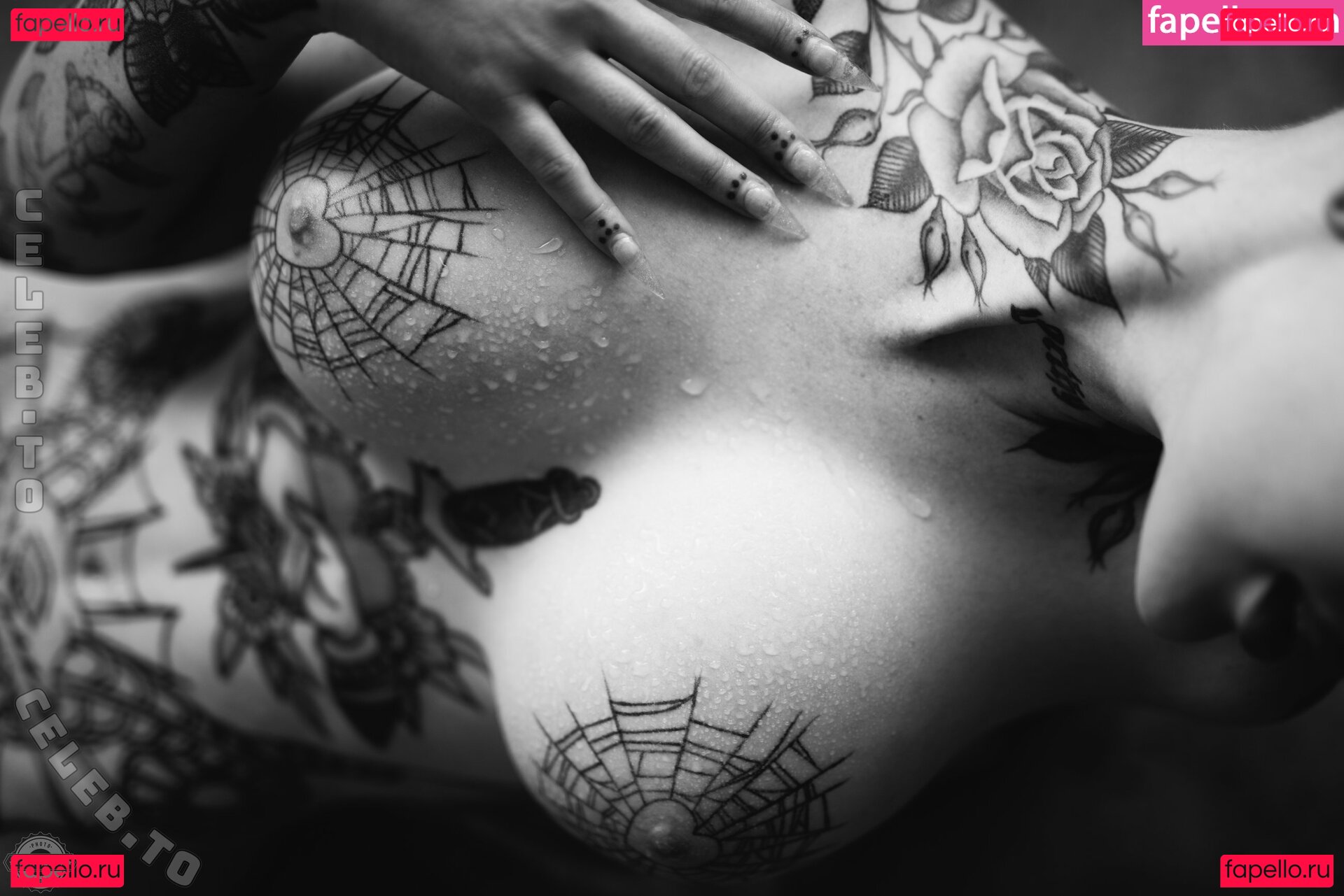 Emily Boring / embodoe Onlyfans Photo Gallery 