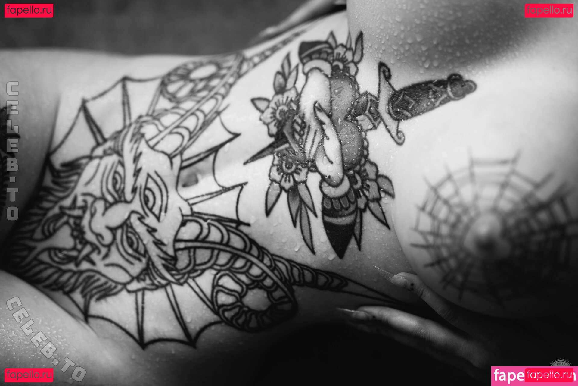 Emily Boring / embodoe Onlyfans Photo Gallery 