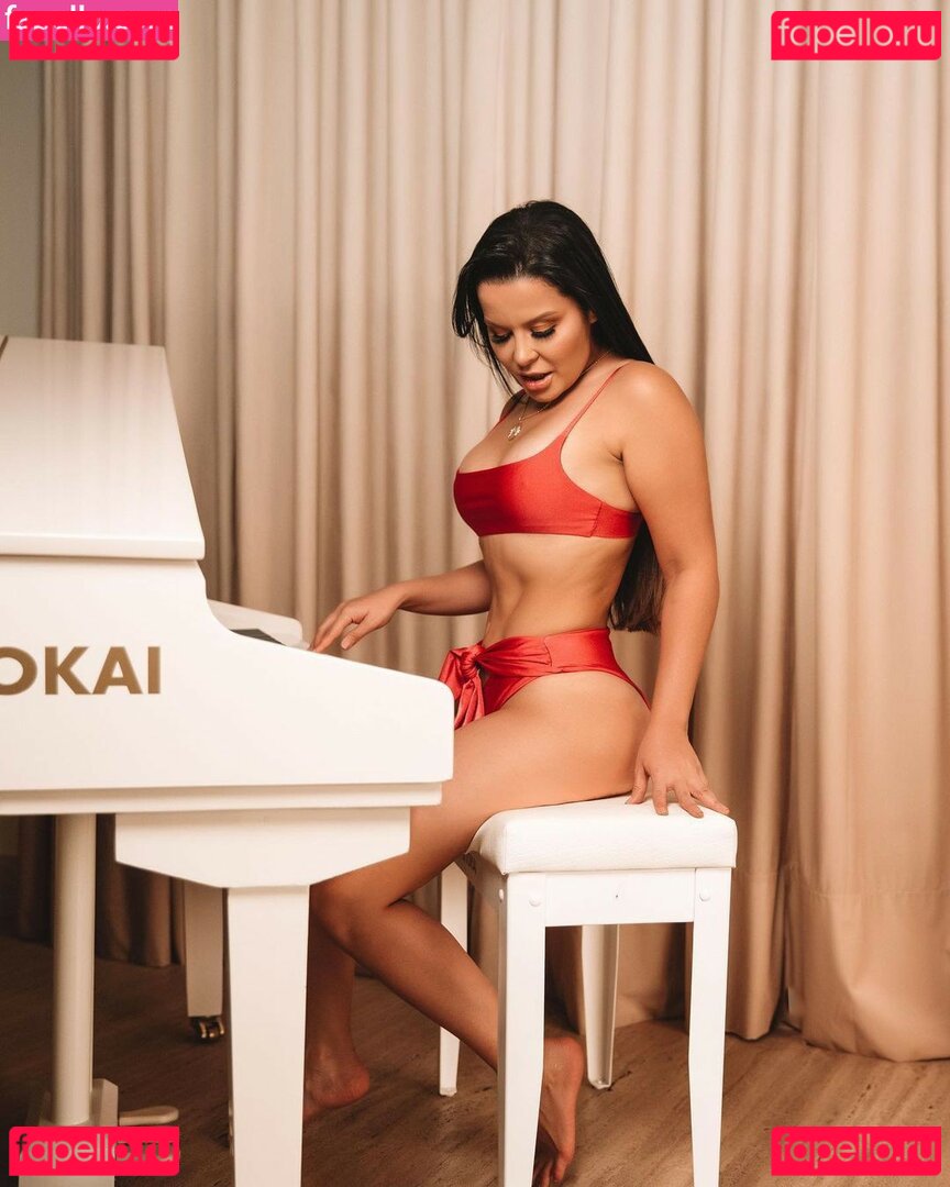 Maraisa Onlyfans Photo Gallery 