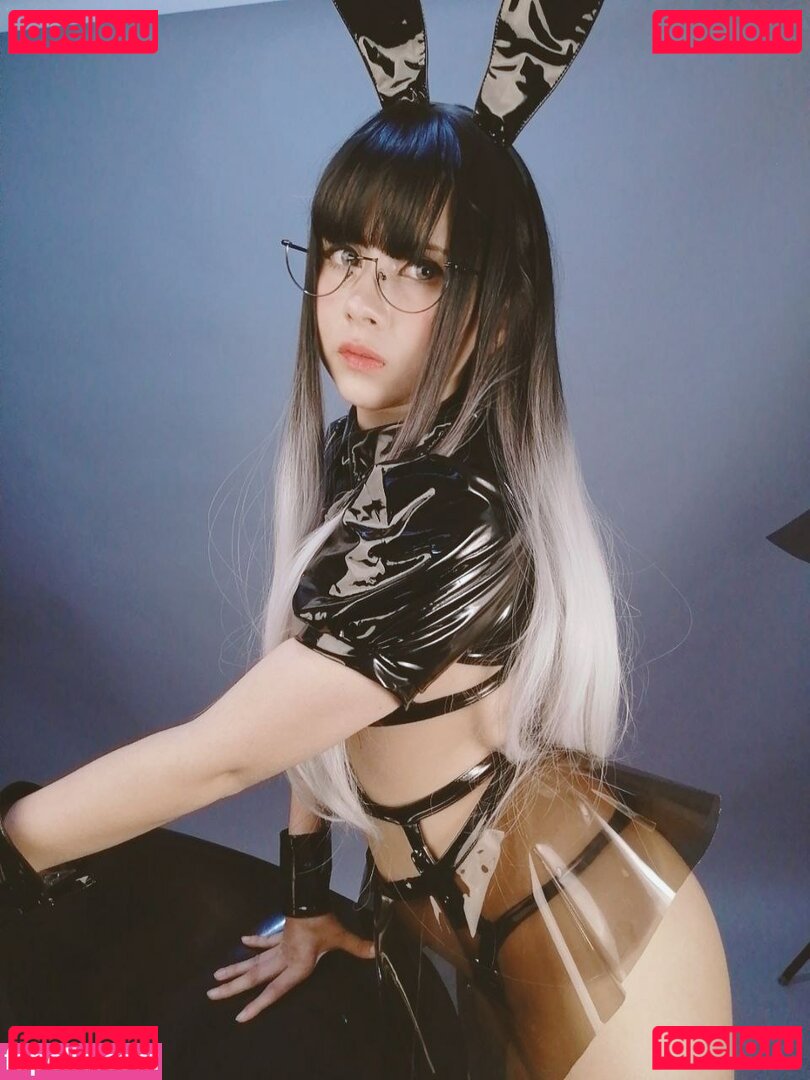 Whiterabbit_exe / whiterabbit.exe Onlyfans Photo Gallery 