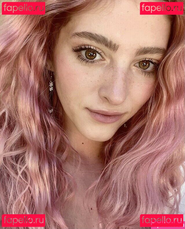 Discussion Thread / Willow Shields / WillowShields Onlyfans Photo Gallery 