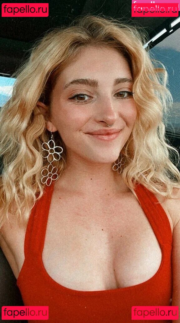 Discussion Thread / Willow Shields / WillowShields Onlyfans Photo Gallery 