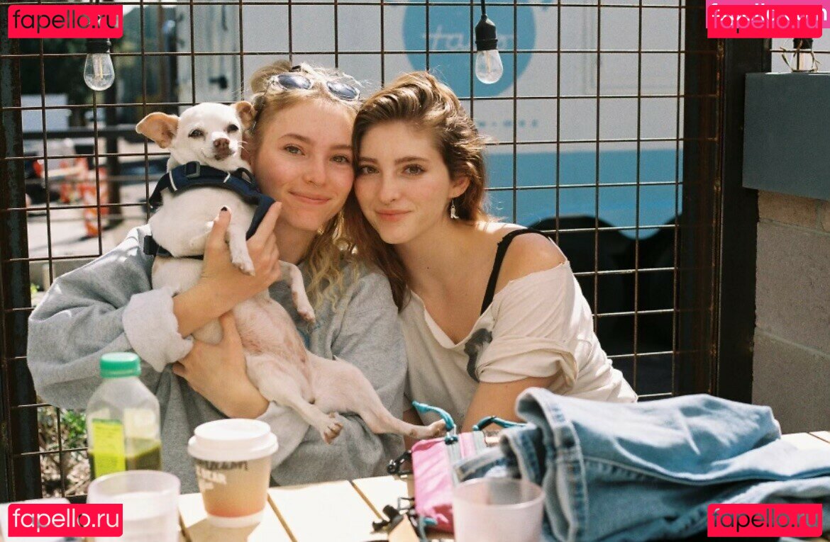 Discussion Thread / Willow Shields / WillowShields Onlyfans Photo Gallery 