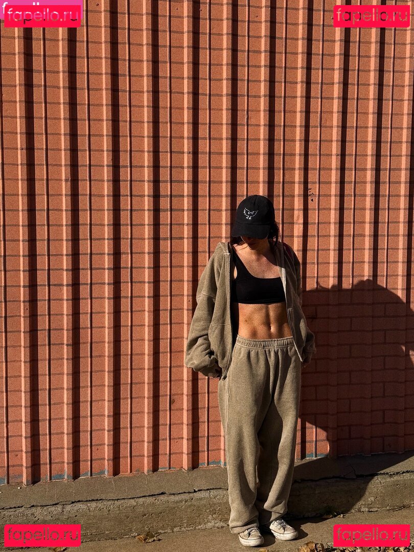 Discussion Thread / Willow Shields / WillowShields Onlyfans Photo Gallery 