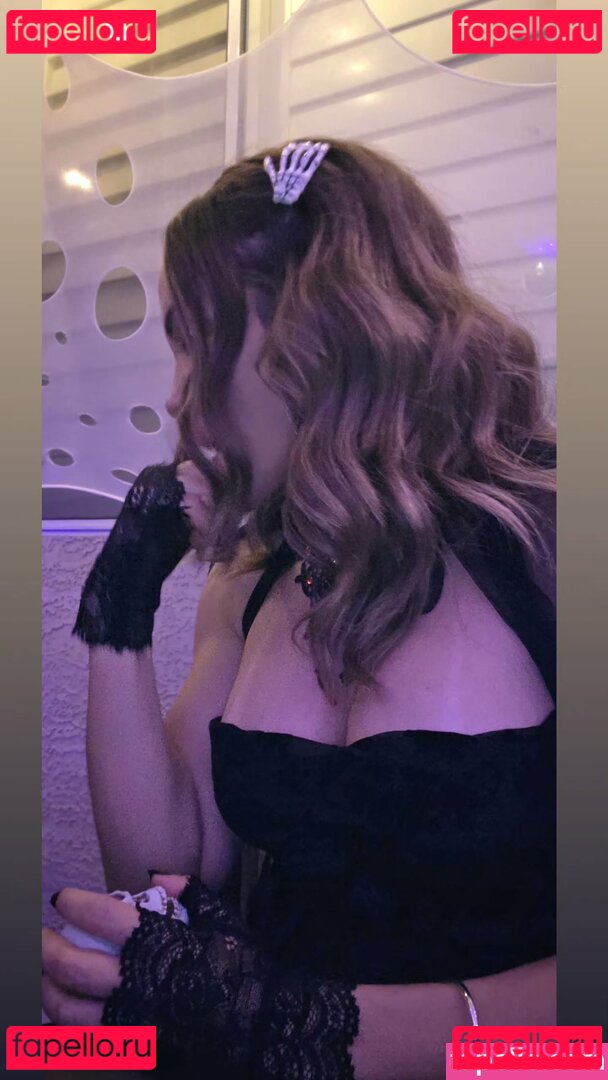 Melissa Santos / melissasantosofficial Onlyfans Photo Gallery 