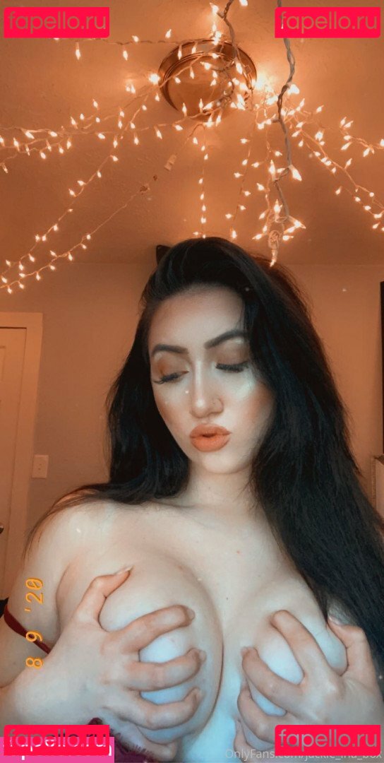 Jackie Cass / jackie_ina_box Onlyfans Photo Gallery 