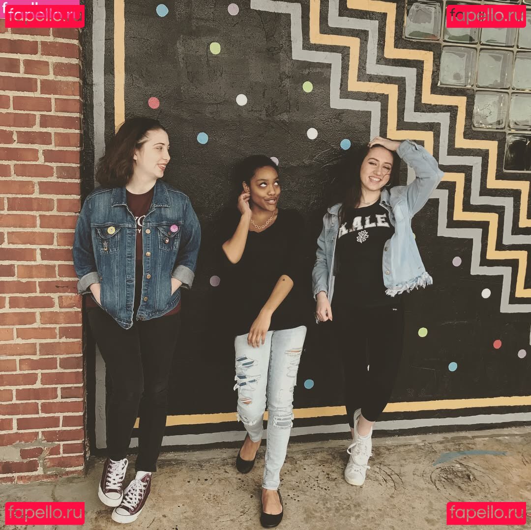 Jackie Cass / jackie_ina_box Onlyfans Photo Gallery 