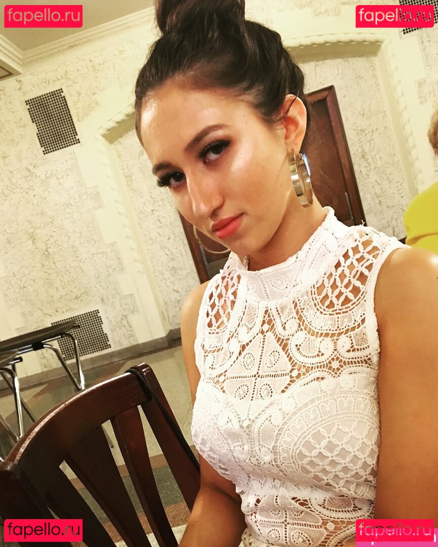 Jackie Cass / jackie_ina_box Onlyfans Photo Gallery 