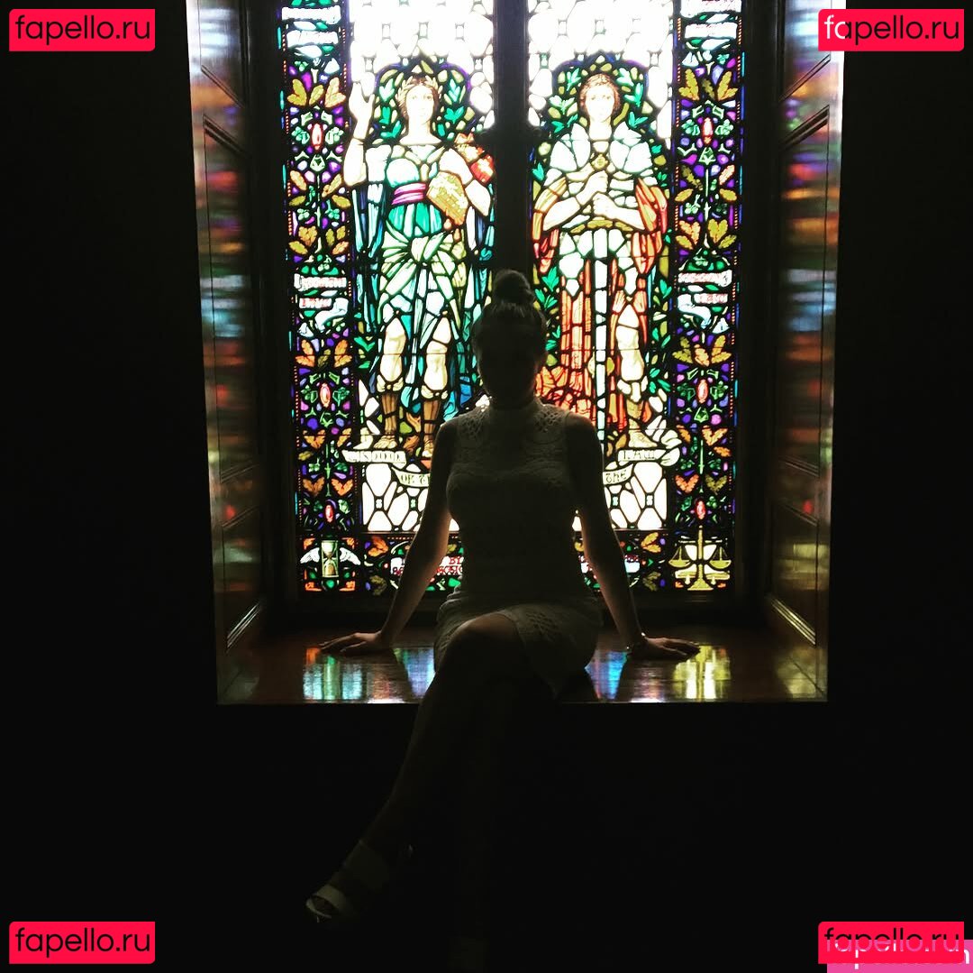 Jackie Cass / jackie_ina_box Onlyfans Photo Gallery 