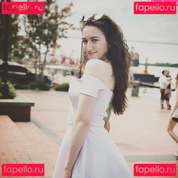 Jackie Cass / jackie_ina_box Onlyfans Photo Gallery 