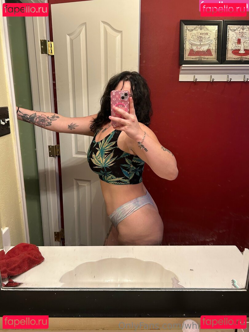 white.widow.1 Onlyfans Photo Gallery 