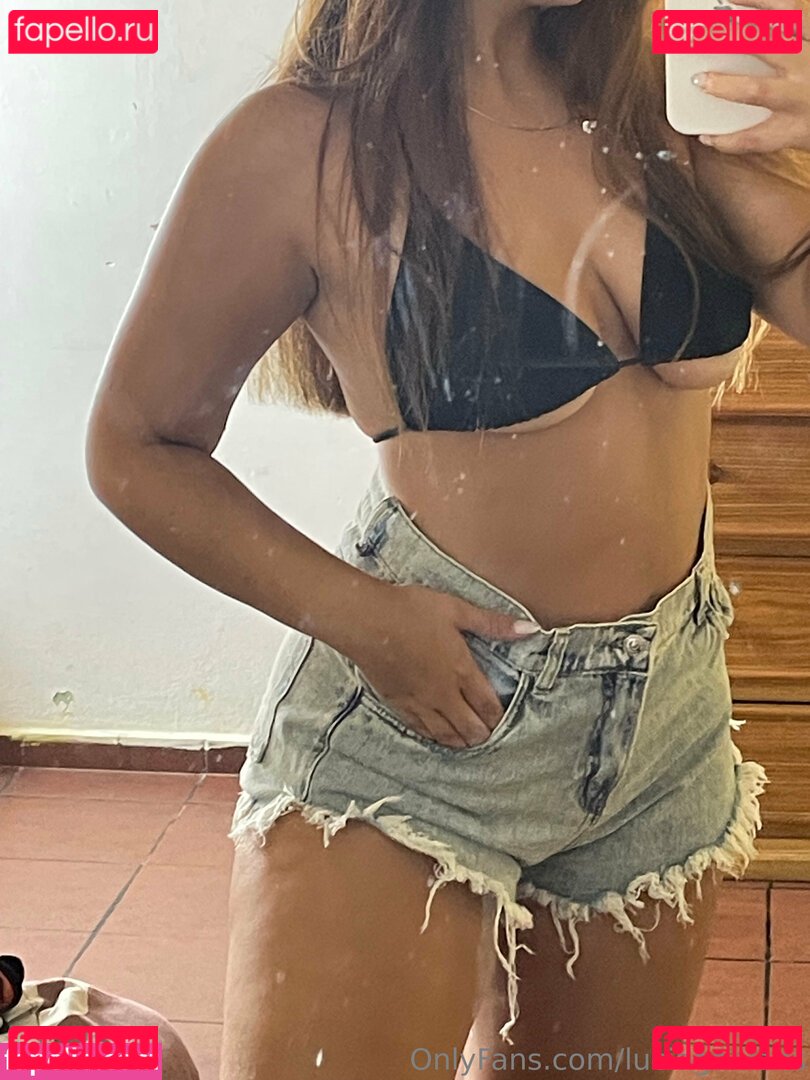 Olivia Grace / oliegrace / oligrace / oliviahasapinkone Onlyfans Photo Gallery 