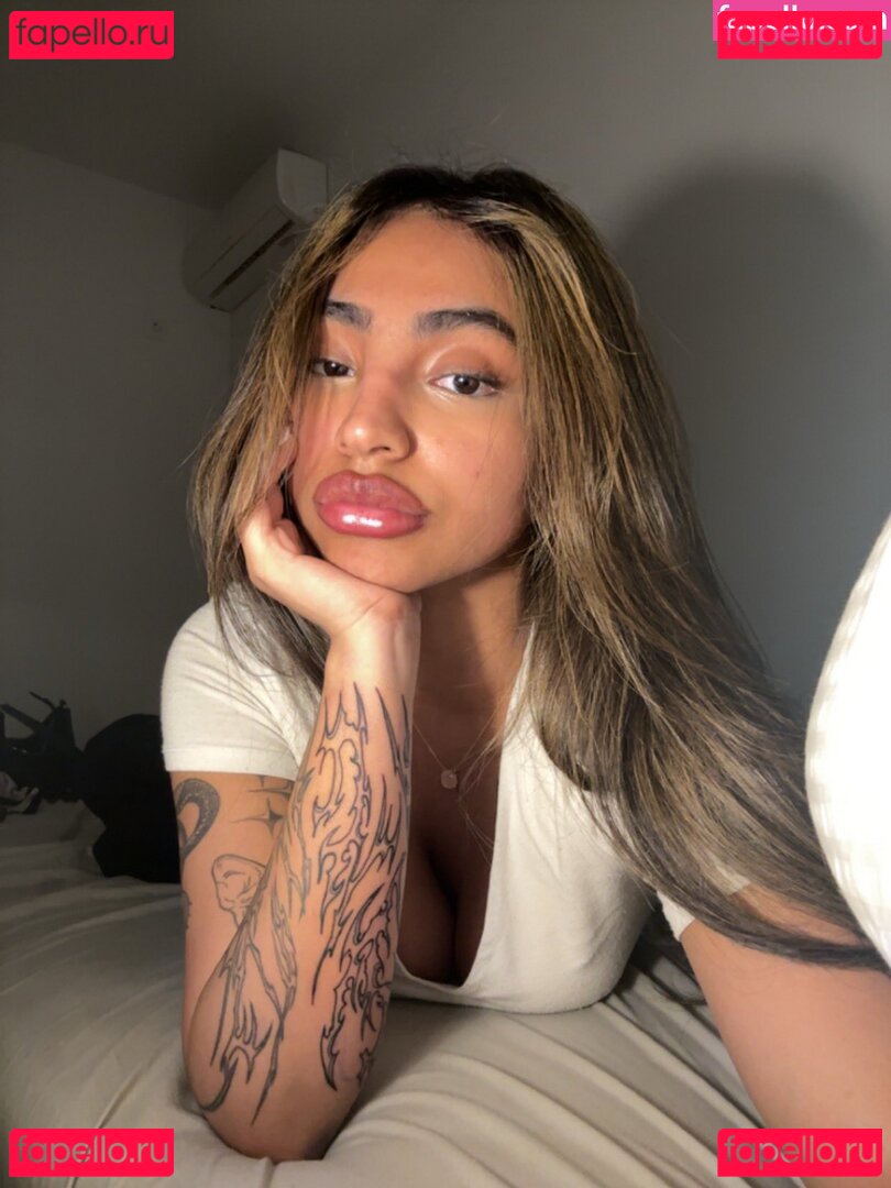 FiOnee / fprine Nude Onlyfans Photo 36