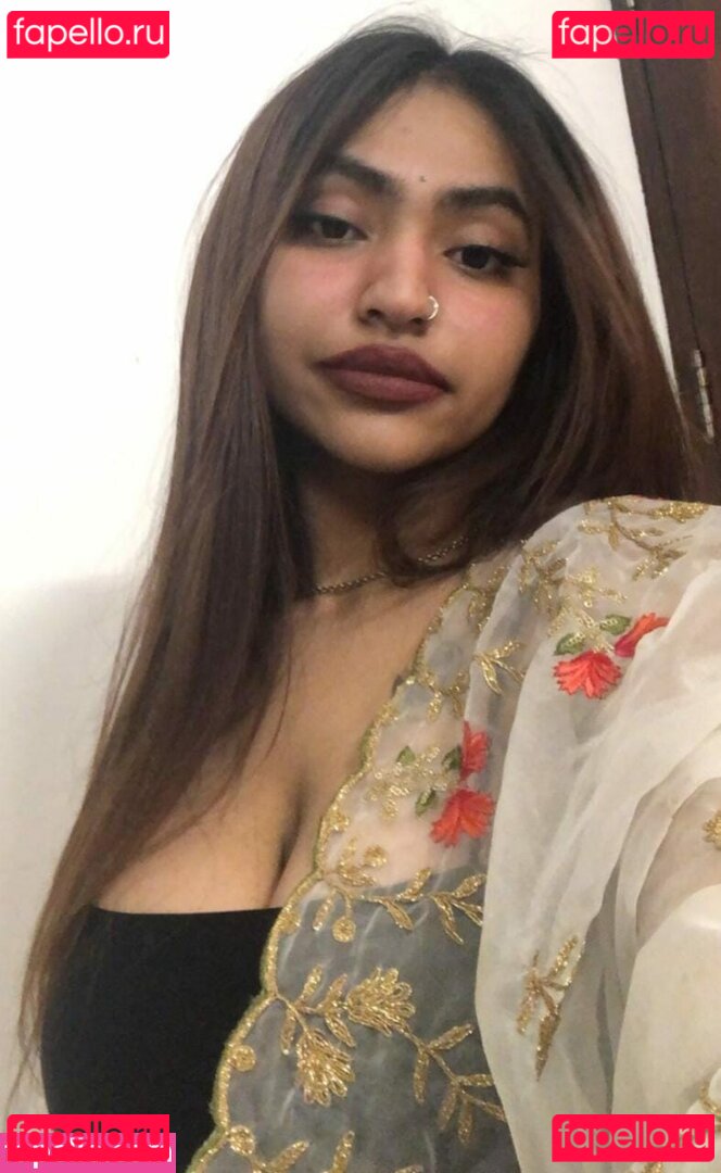 FiOnee / fprine Nude Onlyfans Photo 16
