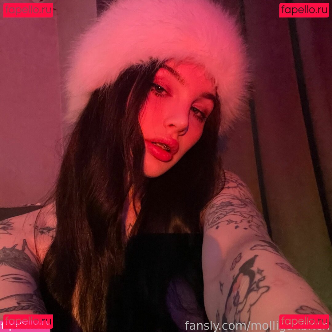 Julia Molligan / Molliganbitch Onlyfans Photo Gallery 