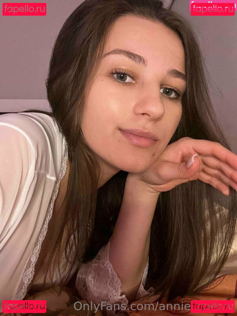 annie_cherry / annie_cherryy / https: / theanniecherry Onlyfans Photo Gallery 