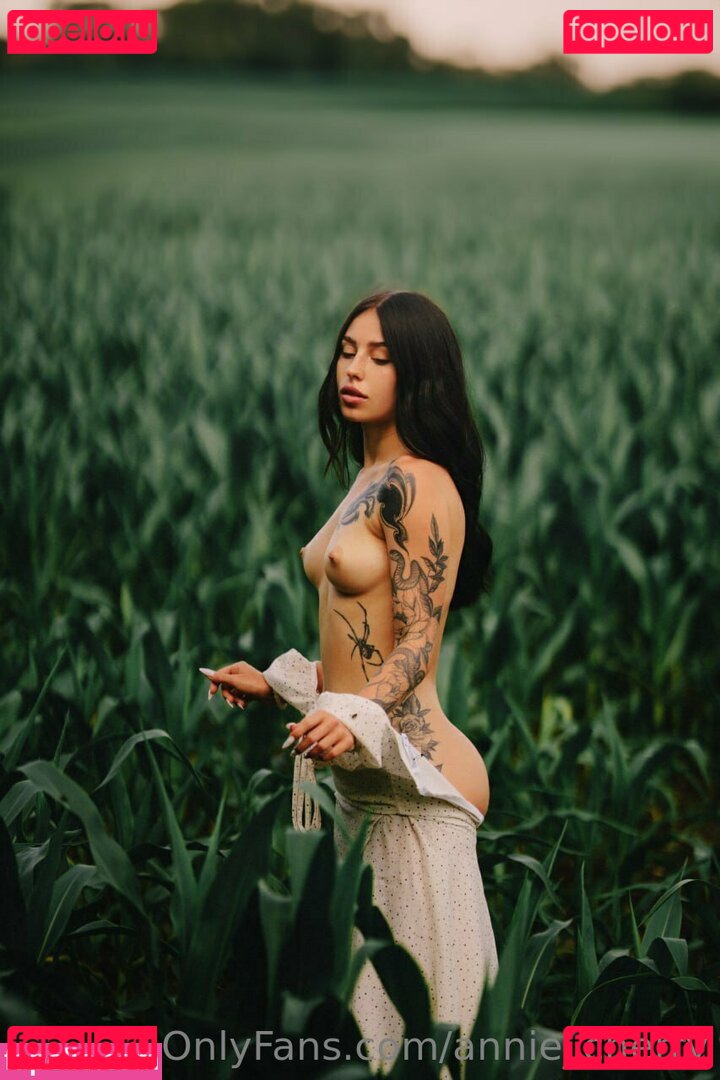 annie_cherry / annie_cherryy / https: / theanniecherry Onlyfans Photo Gallery 