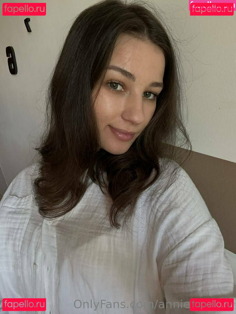 annie_cherry / annie_cherryy / https: / theanniecherry Onlyfans Photo Gallery 