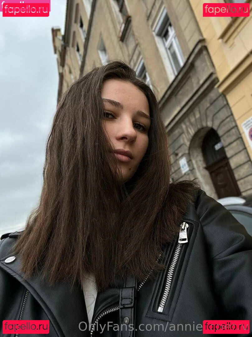 annie_cherry / annie_cherryy / https: / theanniecherry Onlyfans Photo Gallery 