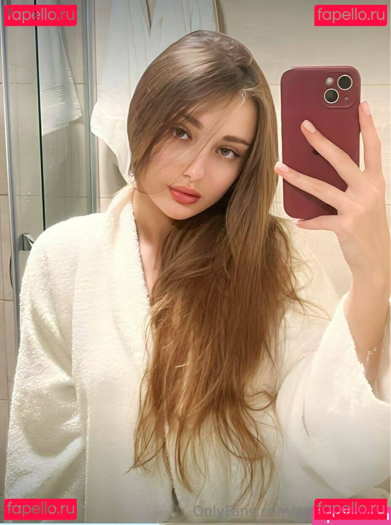 annie_cherry / annie_cherryy / https: / theanniecherry Onlyfans Photo Gallery 