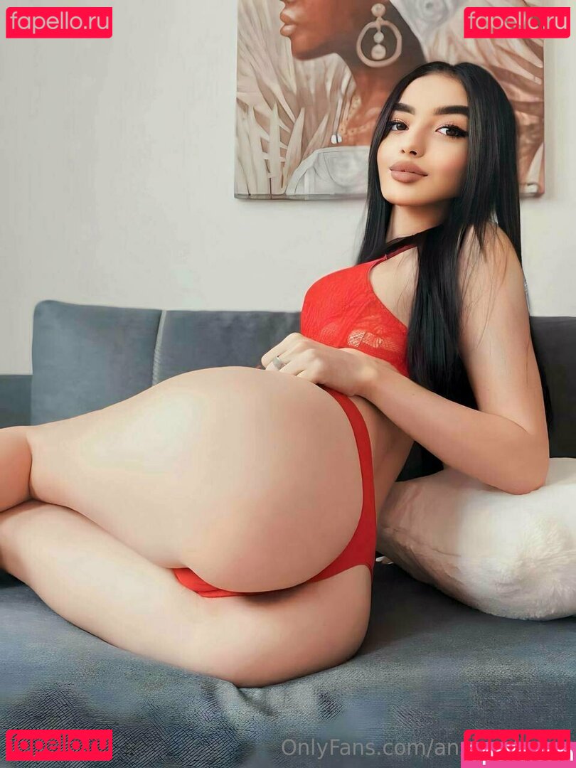 annie_cherry / annie_cherryy / https: / theanniecherry Onlyfans Photo Gallery 