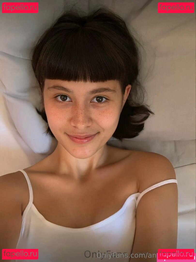 annie_cherry / annie_cherryy / https: / theanniecherry Onlyfans Photo Gallery 