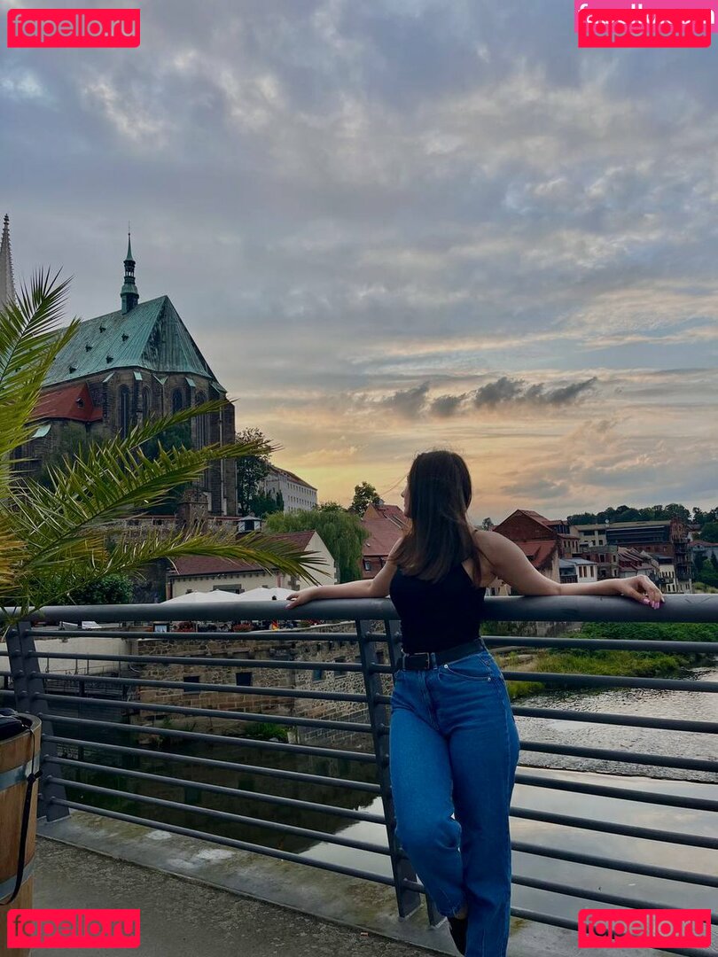 annie_cherry / annie_cherryy / https: / theanniecherry Onlyfans Photo Gallery 