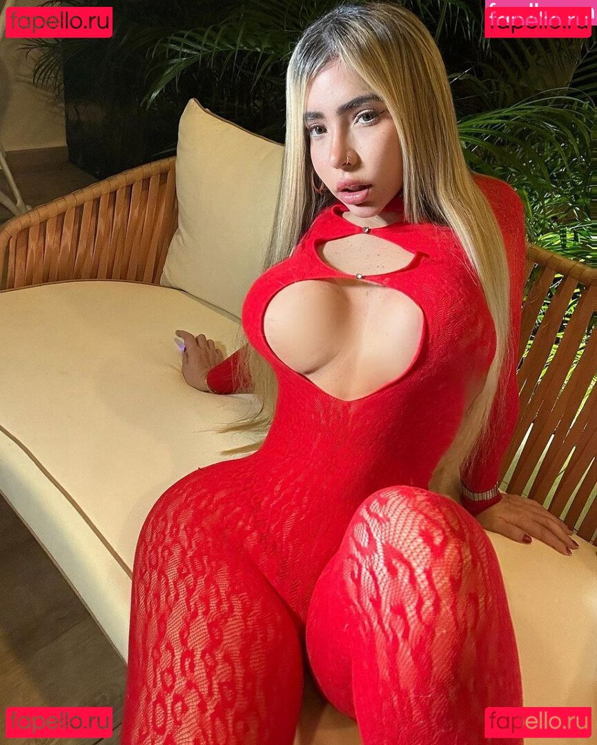 Vanessa Bohorquez / https: / vanebp19 / vanessitaoficial Onlyfans Photo Gallery 