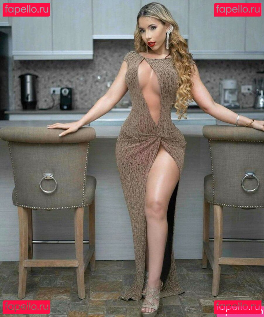 Vanessa Bohorquez / https: / vanebp19 / vanessitaoficial Onlyfans Photo Gallery 