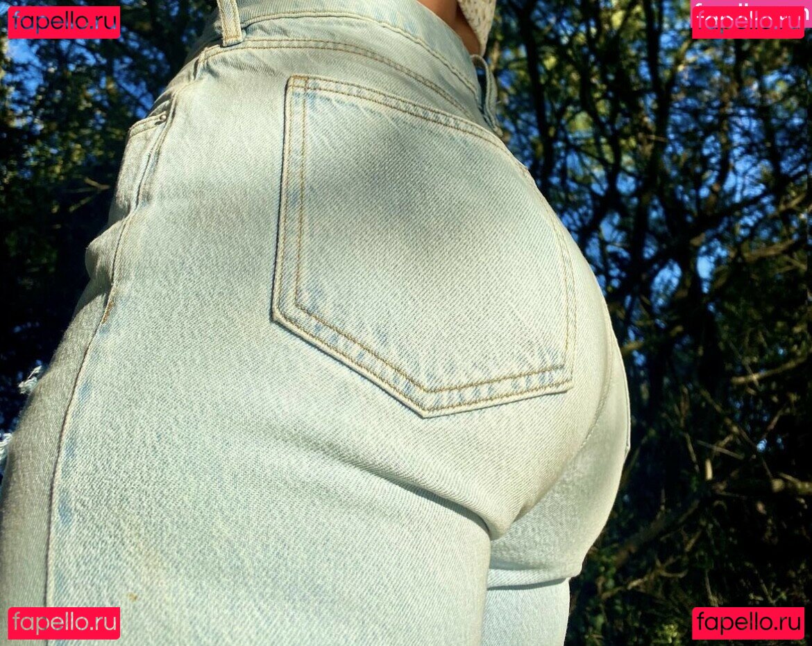 Aspen Avery / aspenaveryy / aspenswild Onlyfans Photo Gallery 