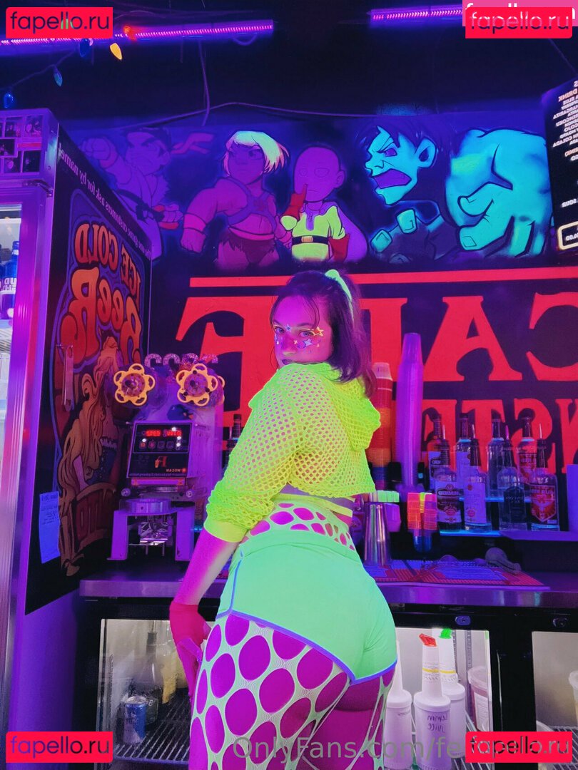 fen.allard / fen_allard Onlyfans Photo Gallery 