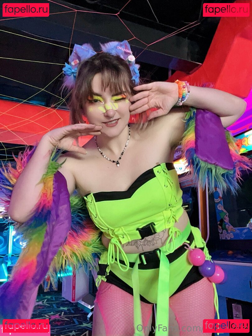 fen.allard / fen_allard Onlyfans Photo Gallery 