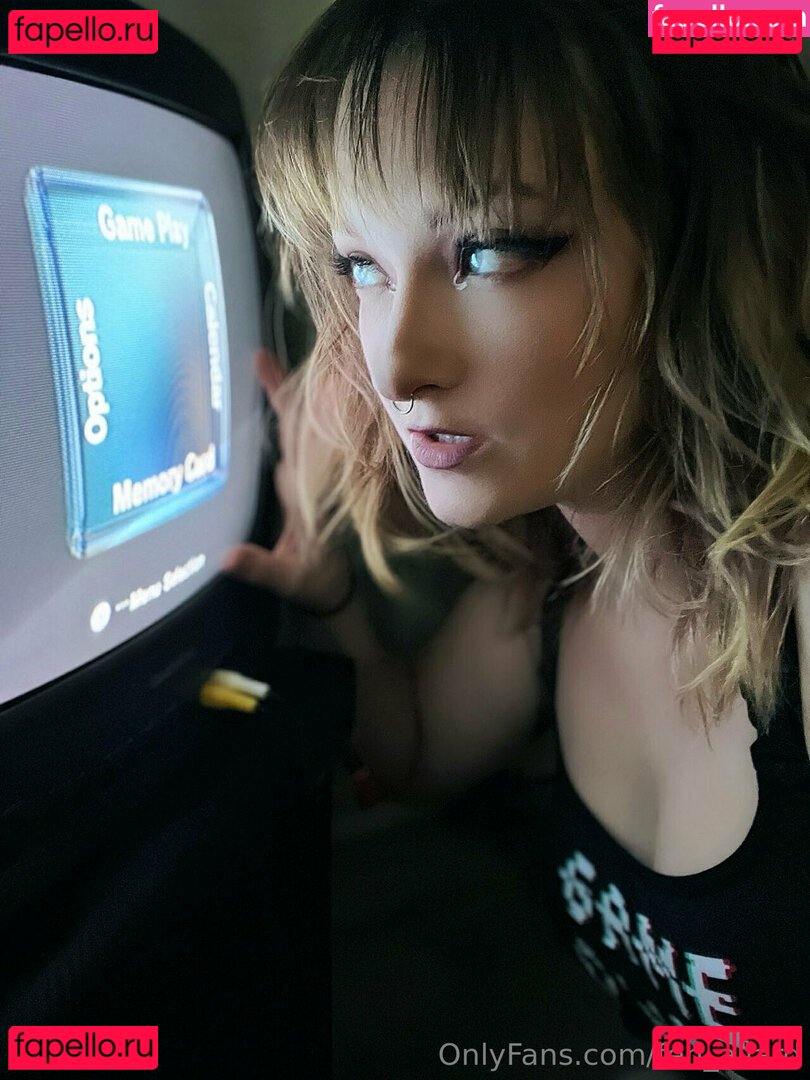 fen.allard / fen_allard Onlyfans Photo Gallery 