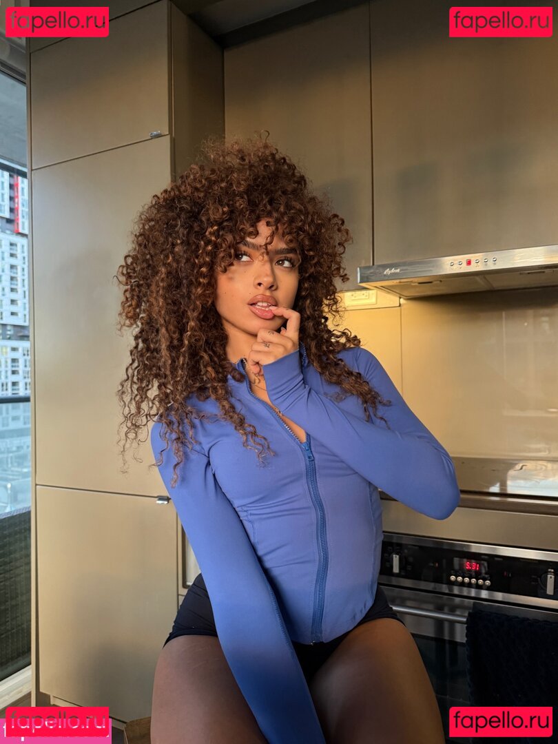 Jena / jenavivre / u7ena / v7ena Nude Onlyfans Photo 11