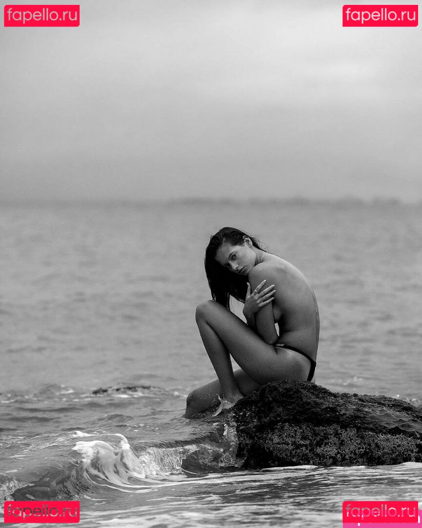 Taya Brooks / tatiibabe / tayabrooks Onlyfans Photo Gallery 