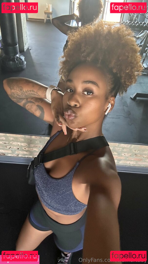 TABY / b.cheeksbytab / trainertaby Onlyfans Photo Gallery 