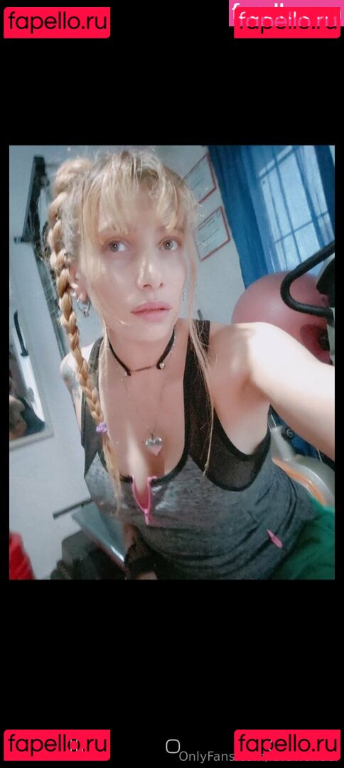larawonder Nude Onlyfans Photo 10